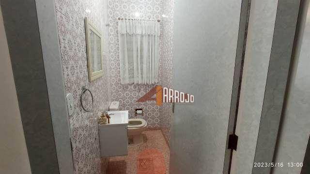 Sobrado à venda com 3 quartos, 283m² - Foto 3