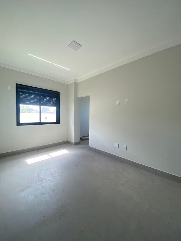 Casa à venda com 3 quartos, 170m² - Foto 5