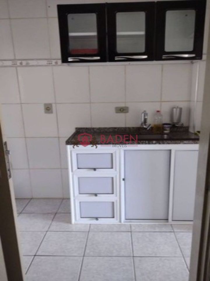 Apartamento à venda com 1 quarto, 40m² - Foto 4