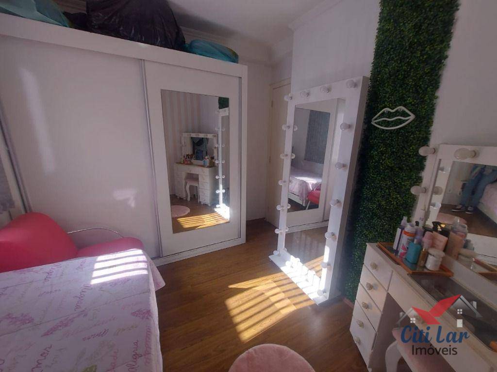 Apartamento à venda com 2 quartos, 65m² - Foto 21