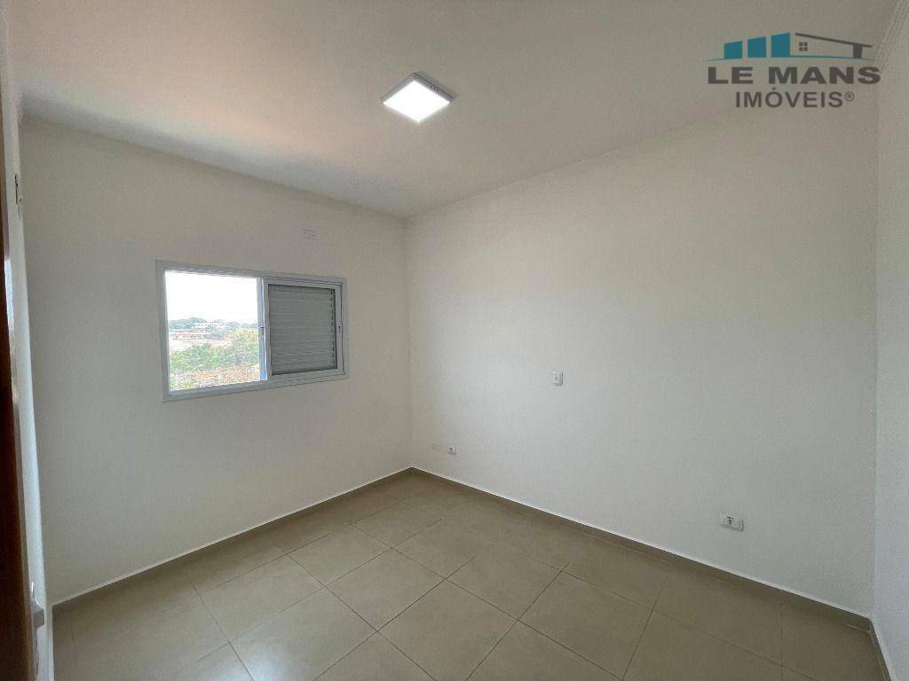 Apartamento para alugar com 2 quartos, 52m² - Foto 13