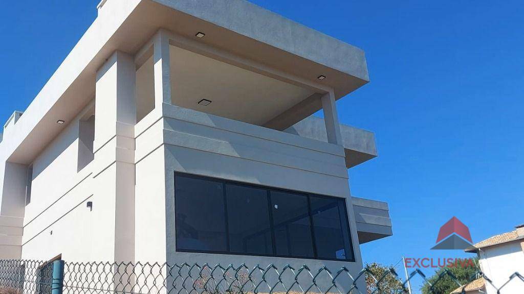 Casa de Condomínio à venda com 4 quartos, 390m² - Foto 2