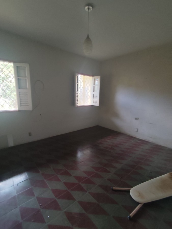 Casa à venda com 4 quartos, 560m² - Foto 11
