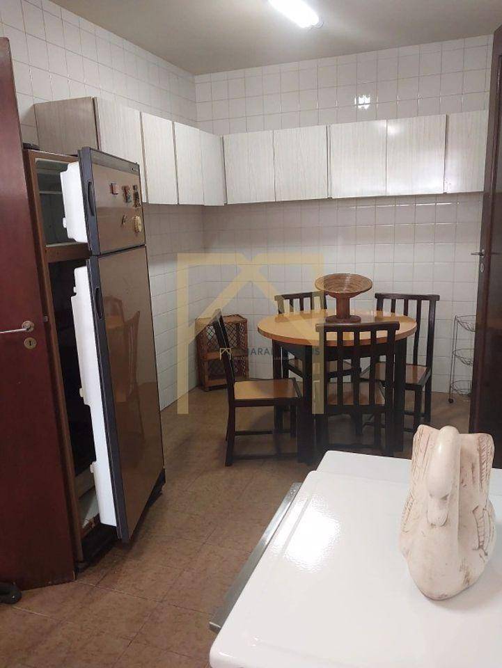 Chácara à venda com 4 quartos, 200m² - Foto 7