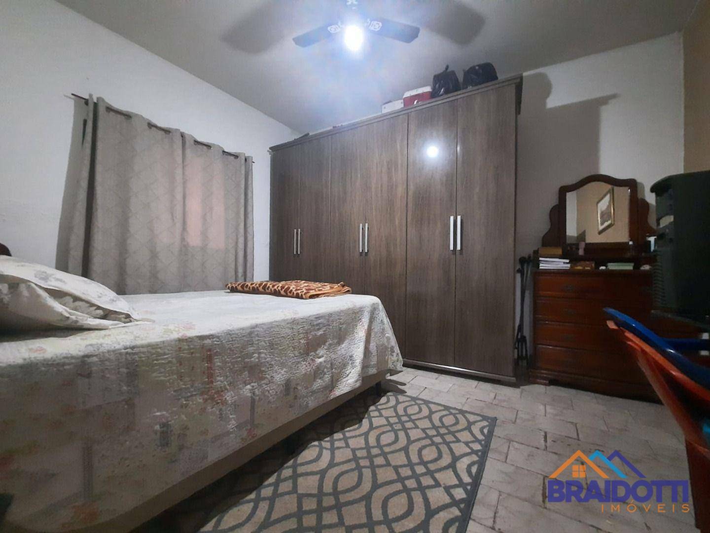 Casa à venda com 6 quartos, 300m² - Foto 34