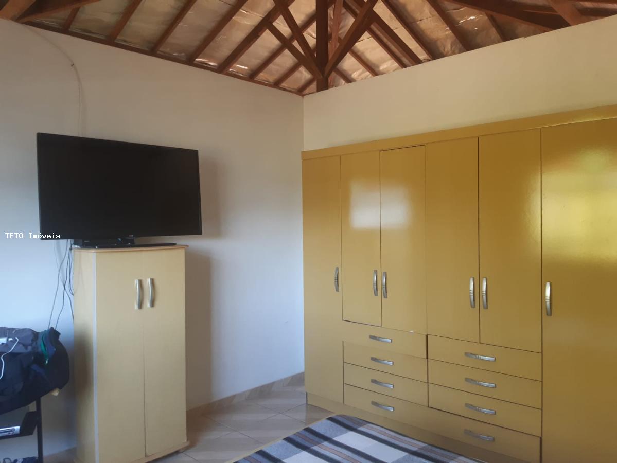 Sítio à venda com 2 quartos, 1000m² - Foto 32