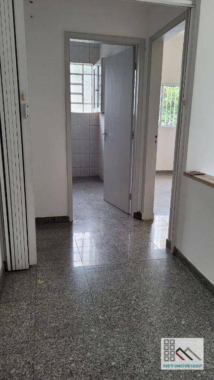 Sobrado à venda com 6 quartos, 230m² - Foto 2