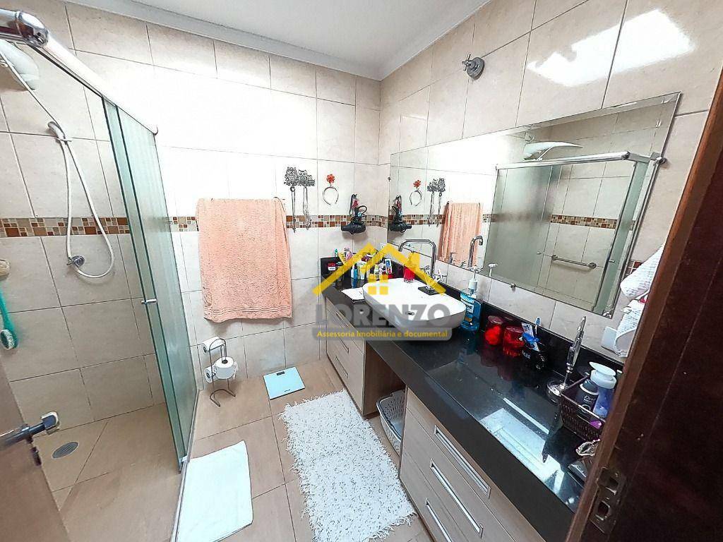 Casa à venda com 3 quartos, 270m² - Foto 14