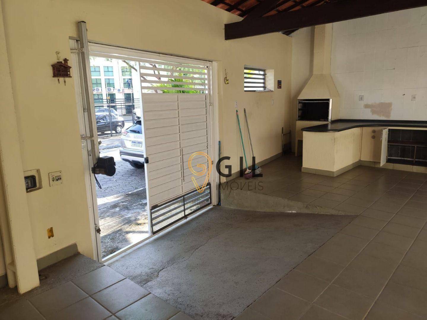 Casa à venda com 2 quartos, 144m² - Foto 2