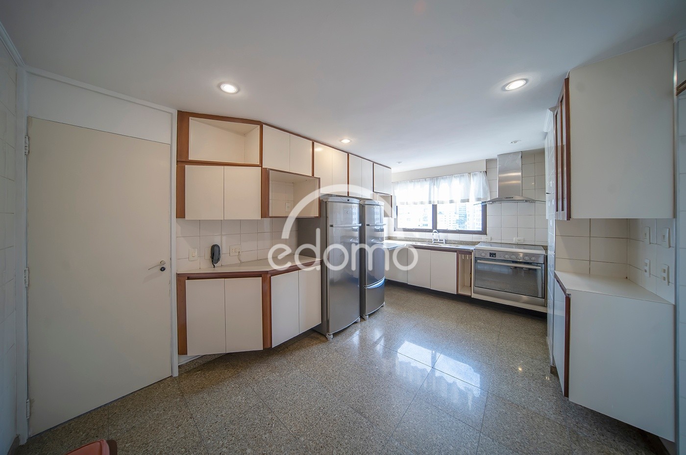 Apartamento para alugar com 4 quartos, 215m² - Foto 5