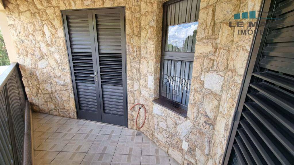 Casa à venda com 3 quartos, 205m² - Foto 29