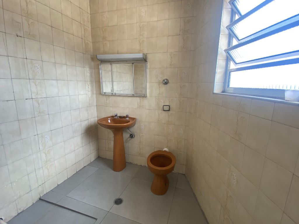 Casa para alugar com 3 quartos, 90m² - Foto 15