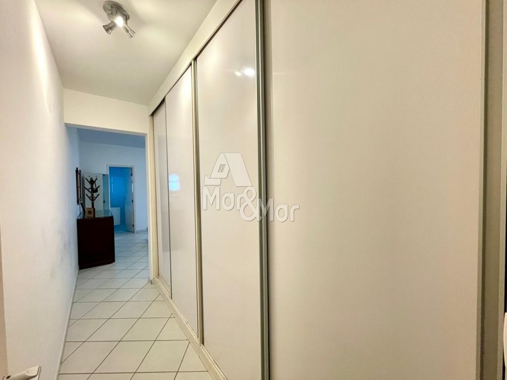 Apartamento à venda com 3 quartos, 182m² - Foto 11