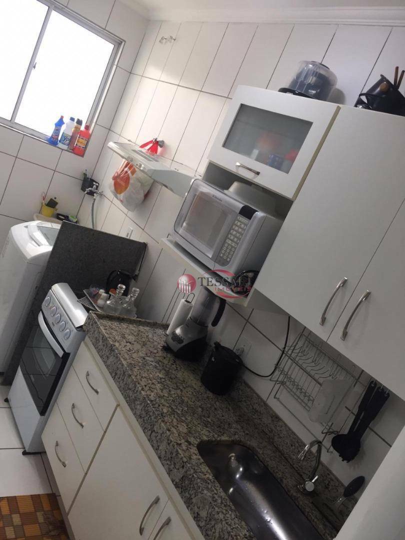 Apartamento à venda com 2 quartos, 59m² - Foto 4