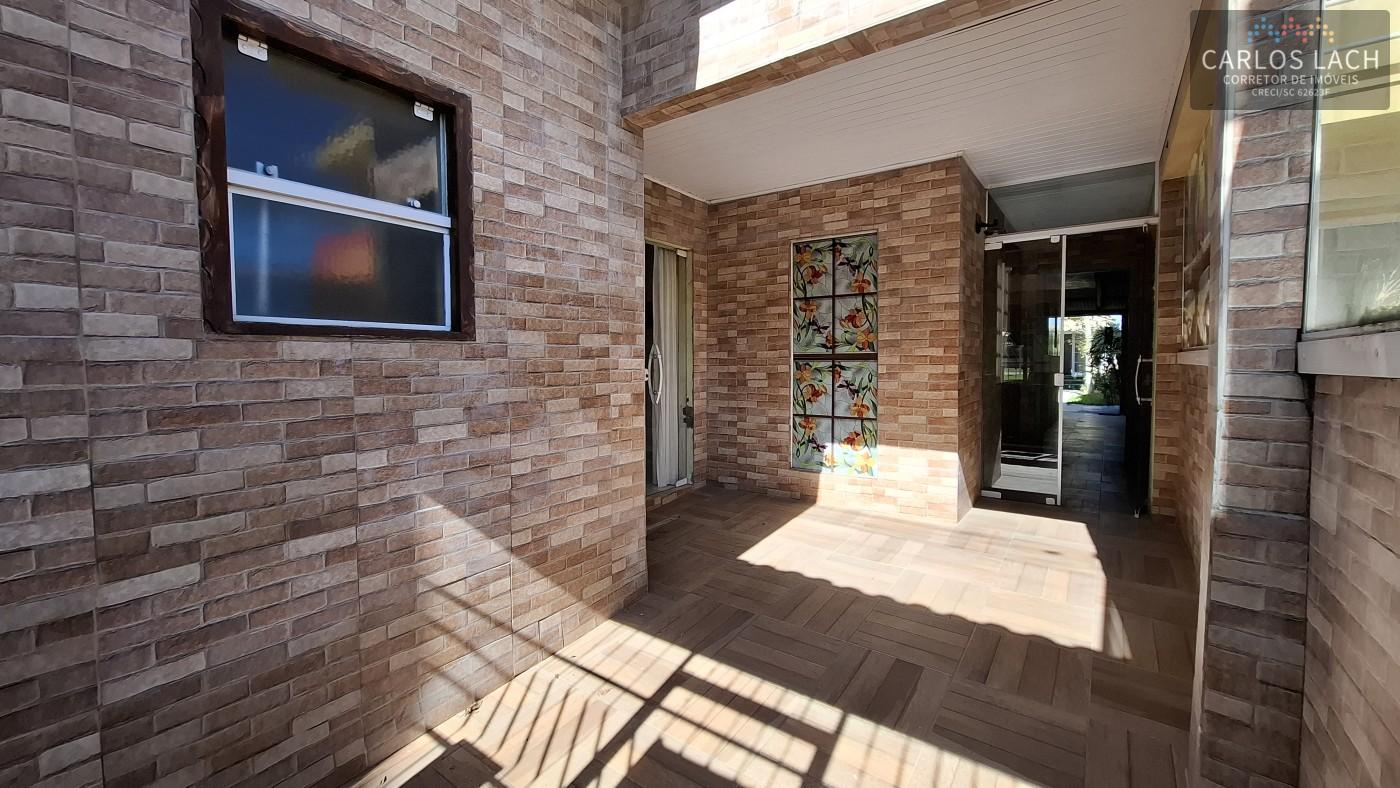 Casa à venda com 4 quartos - Foto 1