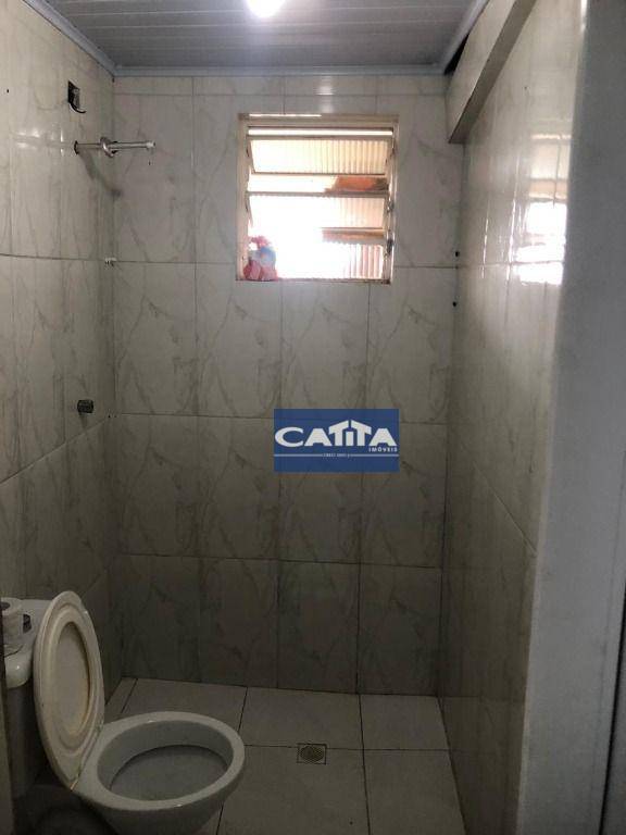 Casa para alugar com 2 quartos, 100m² - Foto 5