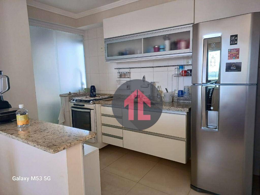 Apartamento à venda com 3 quartos, 87m² - Foto 9