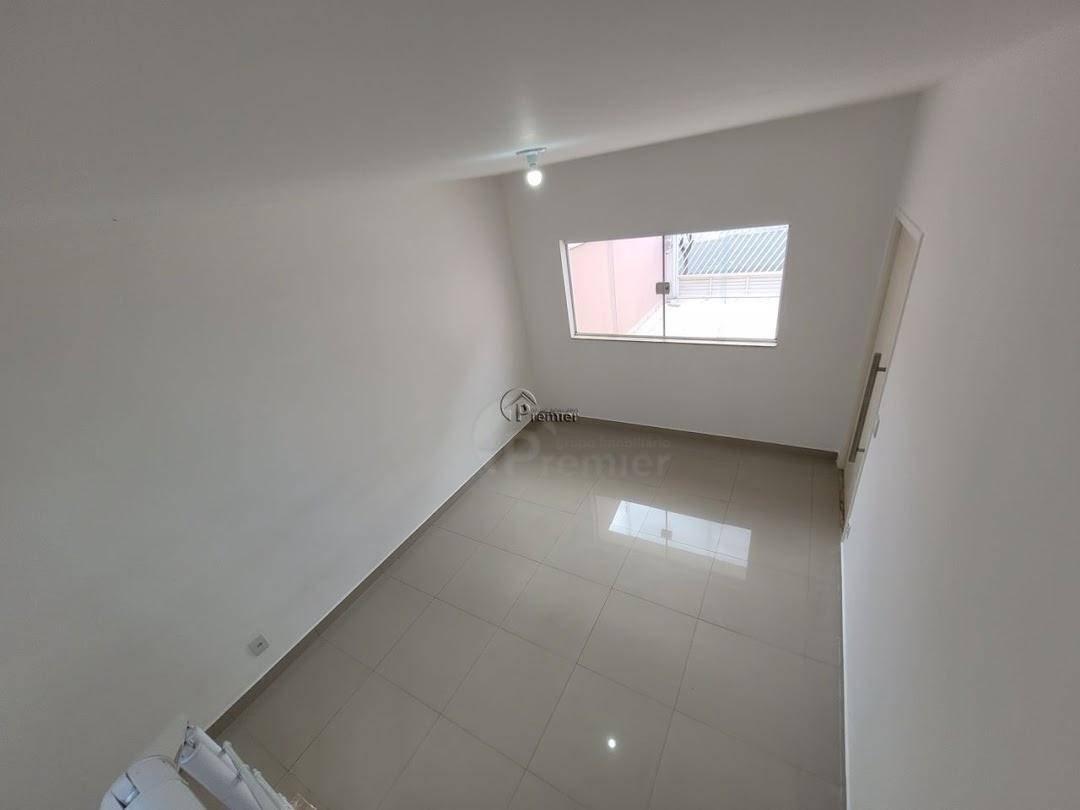Casa à venda com 3 quartos, 126m² - Foto 7