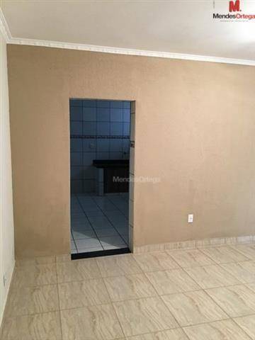 Casa para alugar com 3 quartos, 300m² - Foto 6