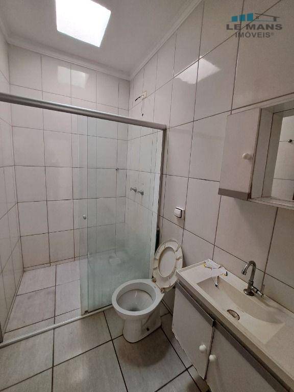 Casa à venda com 2 quartos, 100m² - Foto 4