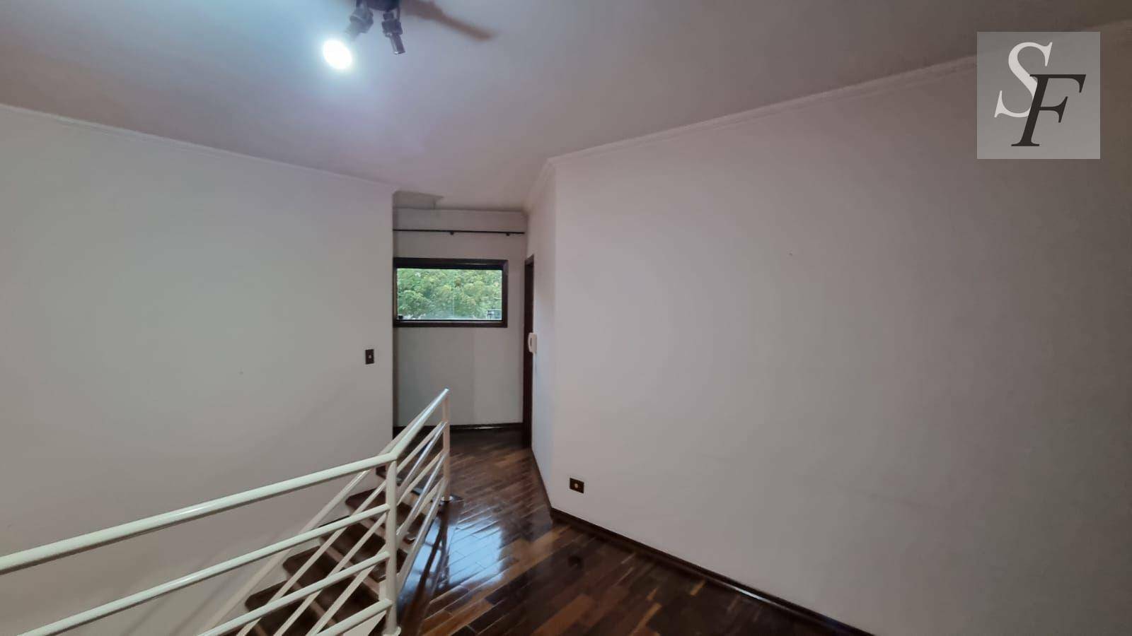 Sobrado para alugar com 3 quartos, 302m² - Foto 53