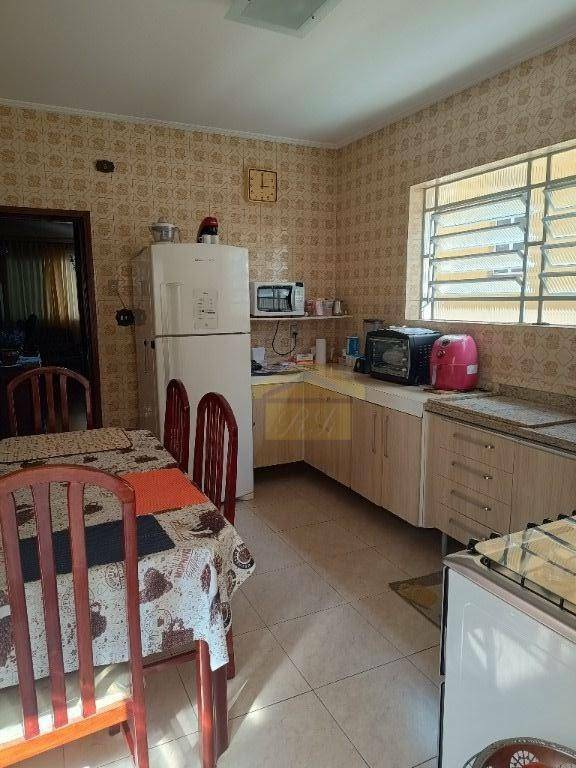 Sobrado à venda com 2 quartos, 145m² - Foto 12