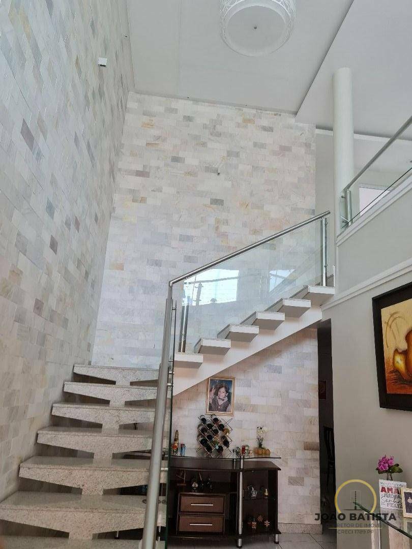 Casa à venda com 4 quartos, 280m² - Foto 17