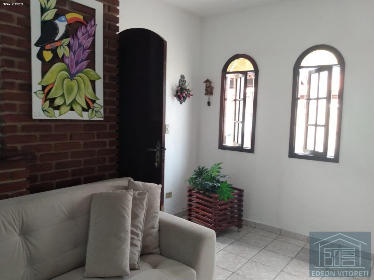 Casa à venda com 2 quartos, 72m² - Foto 29