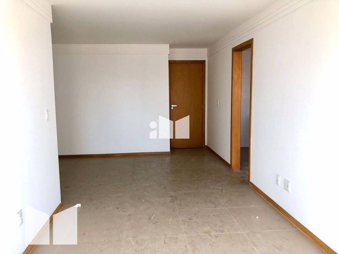 Apartamento à venda com 3 quartos, 105m² - Foto 6