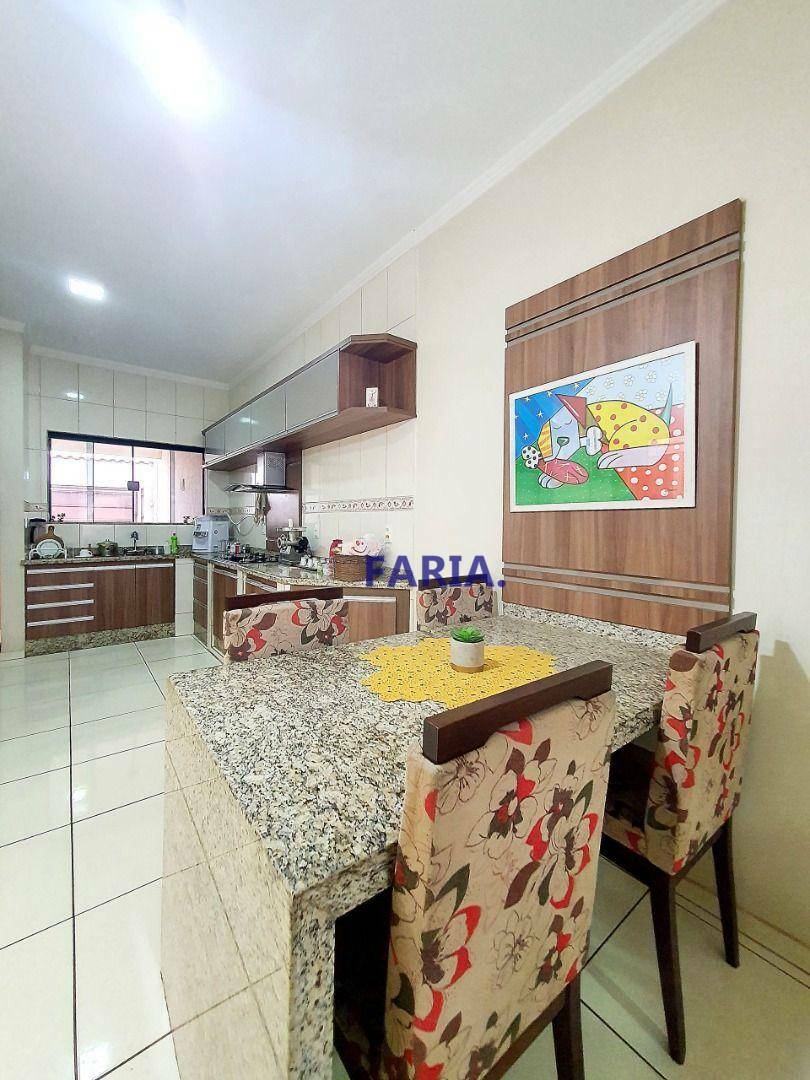 Casa à venda com 2 quartos, 109m² - Foto 16