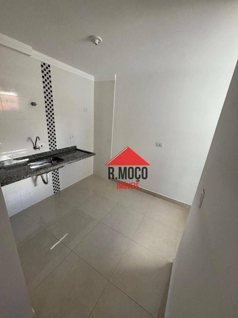 Apartamento para alugar com 2 quartos, 35m² - Foto 12