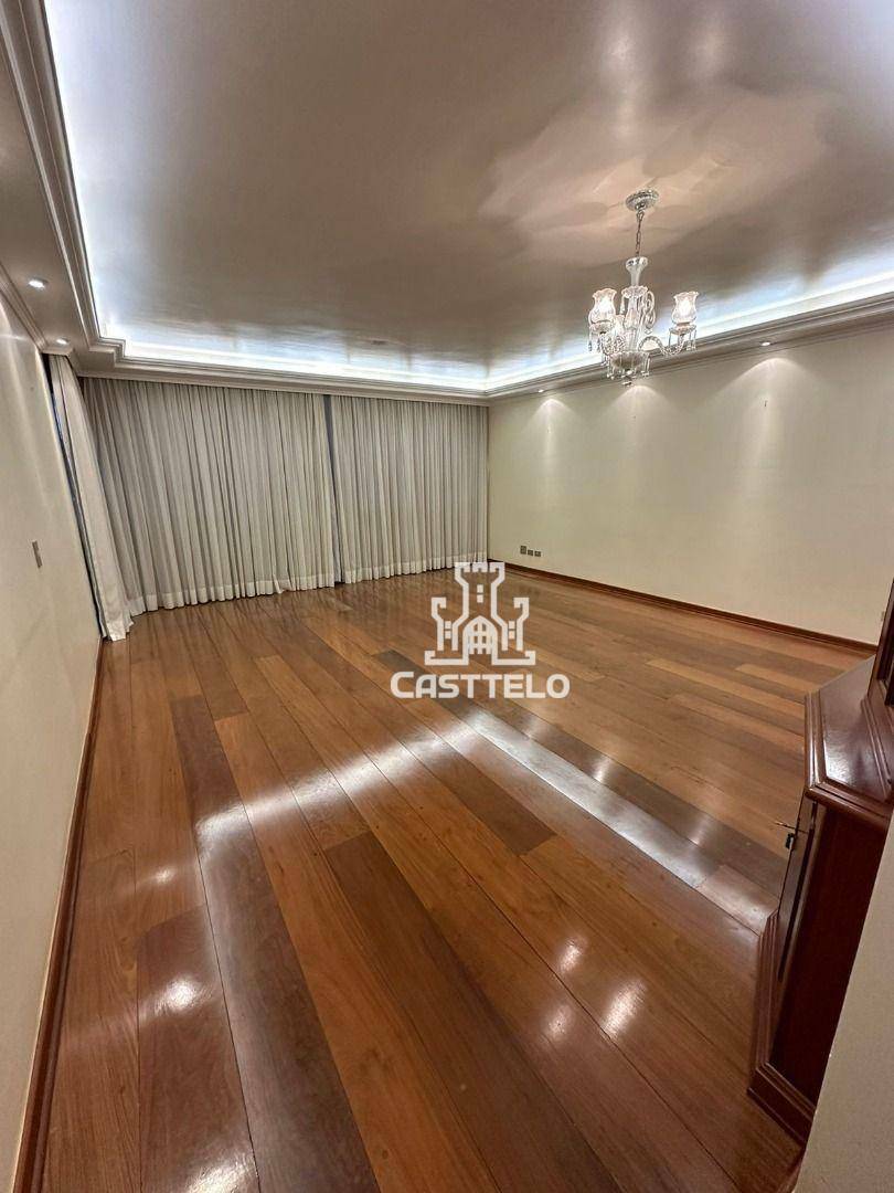 Apartamento à venda com 3 quartos, 226m² - Foto 13