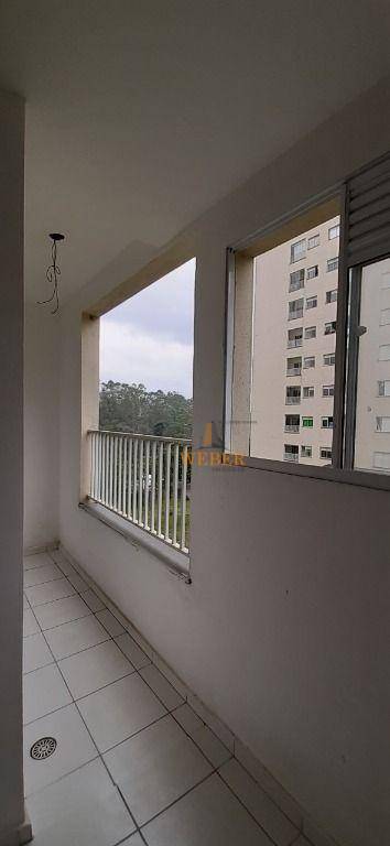 Apartamento à venda com 2 quartos, 50m² - Foto 2