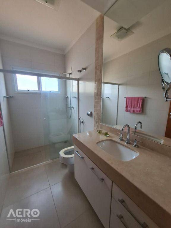 Casa de Condomínio à venda com 3 quartos, 300m² - Foto 7