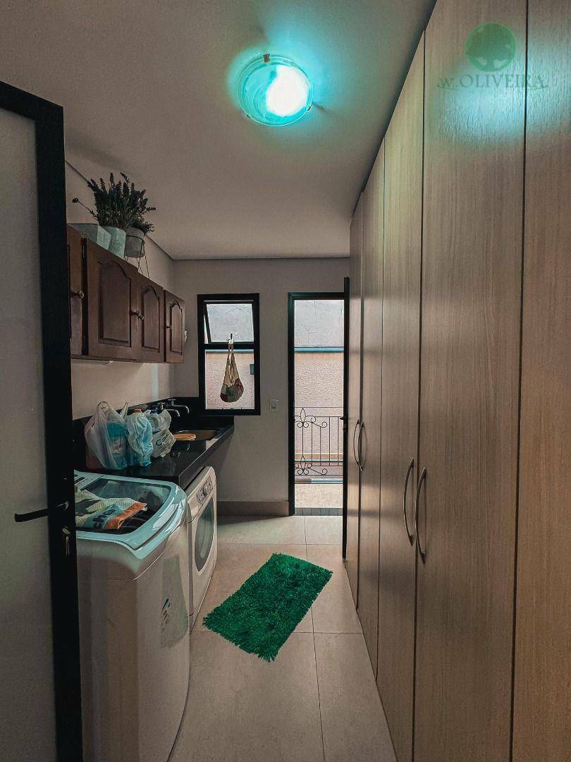 Casa à venda e aluguel com 3 quartos, 355m² - Foto 29