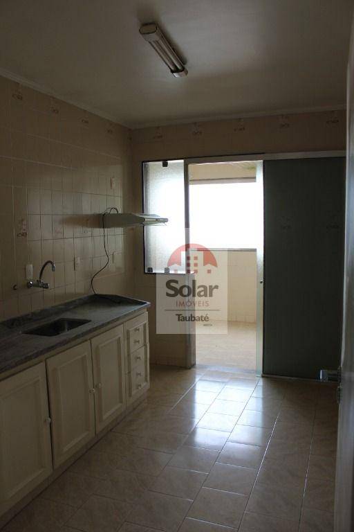 Apartamento à venda com 3 quartos, 104m² - Foto 3