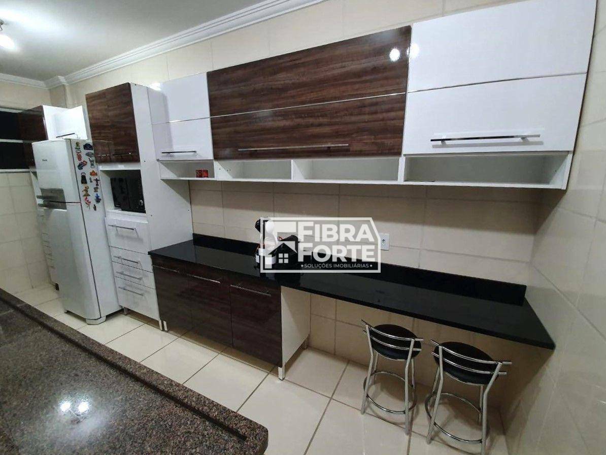 Apartamento à venda com 2 quartos, 66m² - Foto 3