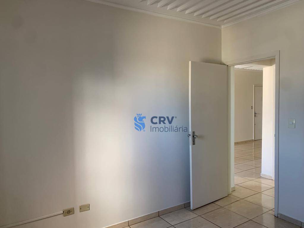 Apartamento à venda com 2 quartos, 65m² - Foto 3