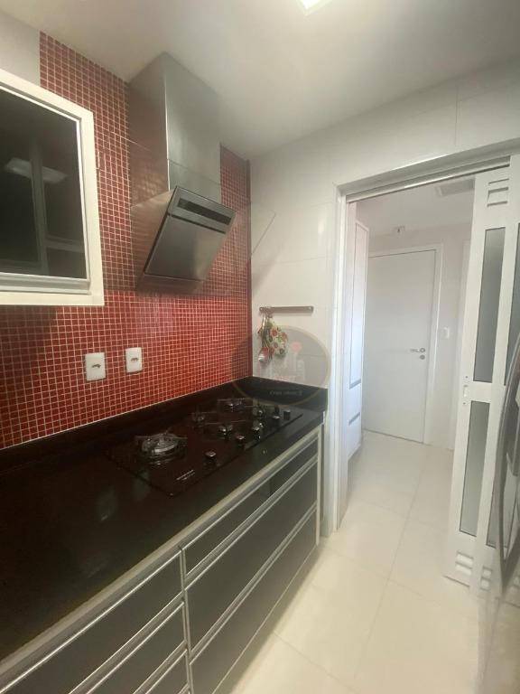 Apartamento para alugar com 3 quartos, 109m² - Foto 18