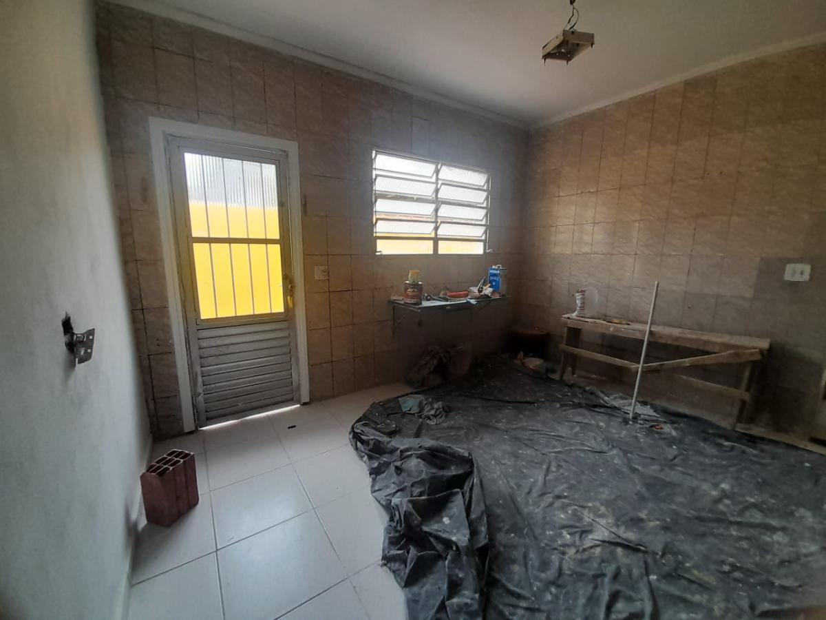 Casa à venda com 2 quartos, 168m² - Foto 10