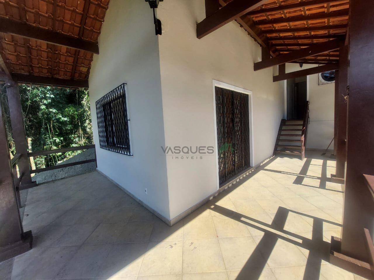 Casa para alugar com 3 quartos, 163m² - Foto 2