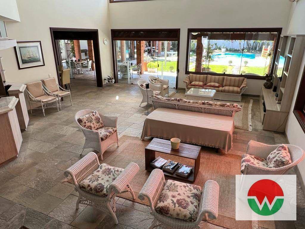 Casa de Condomínio à venda com 4 quartos, 600m² - Foto 3