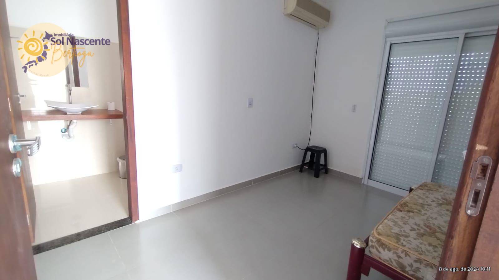 Casa à venda com 4 quartos, 250m² - Foto 16