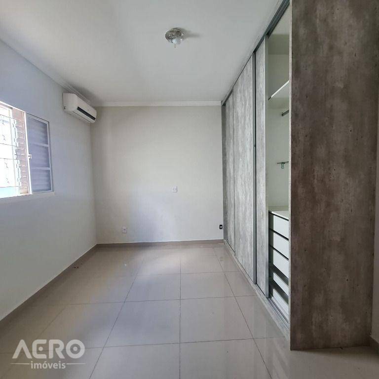 Casa à venda com 3 quartos, 247m² - Foto 23