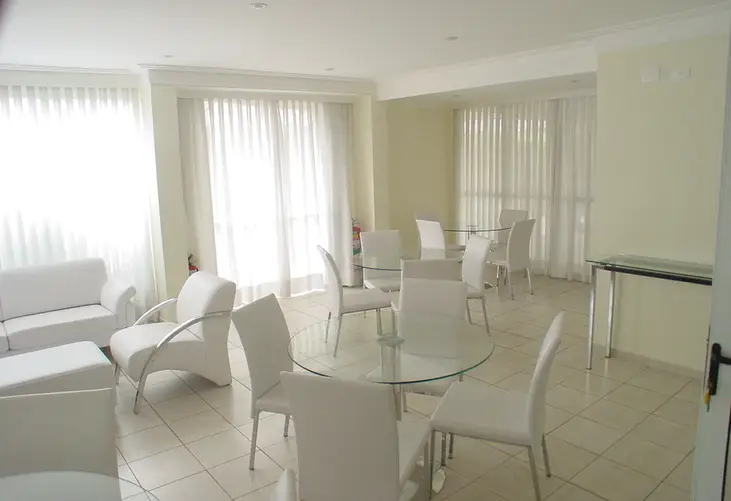 Apartamento à venda com 3 quartos, 82m² - Foto 3