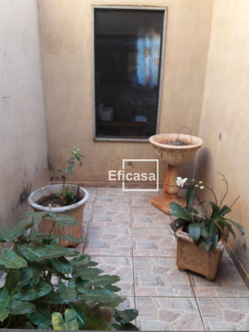 Casa à venda com 3 quartos, 140m² - Foto 11