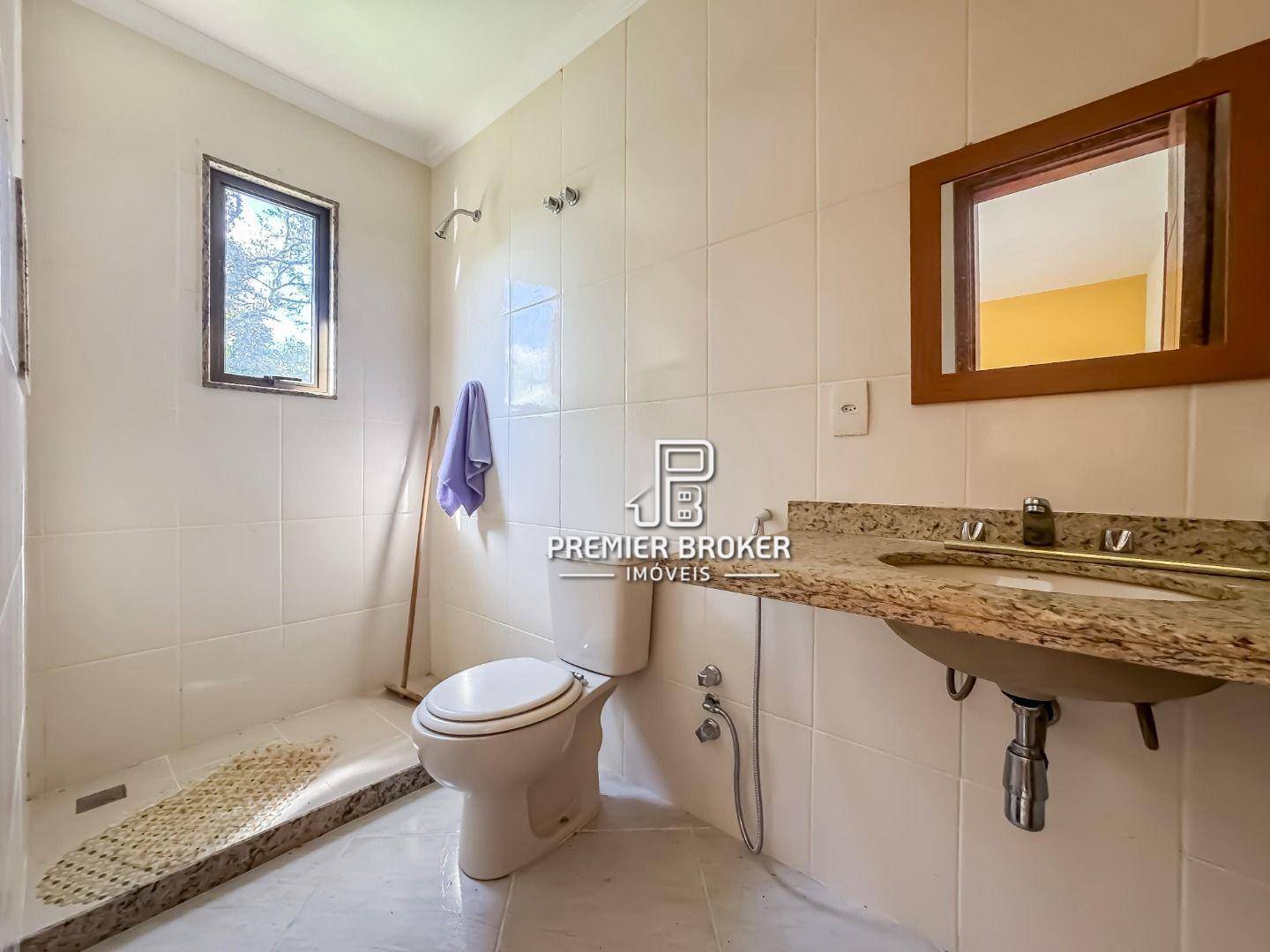 Casa de Condomínio à venda com 5 quartos, 213m² - Foto 26