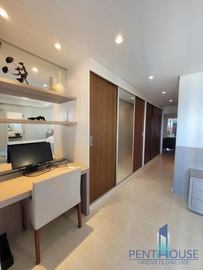 Apartamento à venda com 3 quartos, 252m² - Foto 20