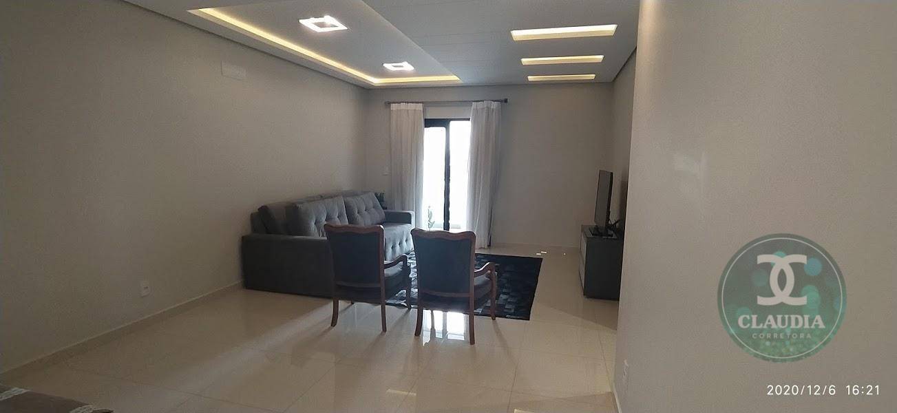 Apartamento à venda com 3 quartos, 225m² - Foto 2