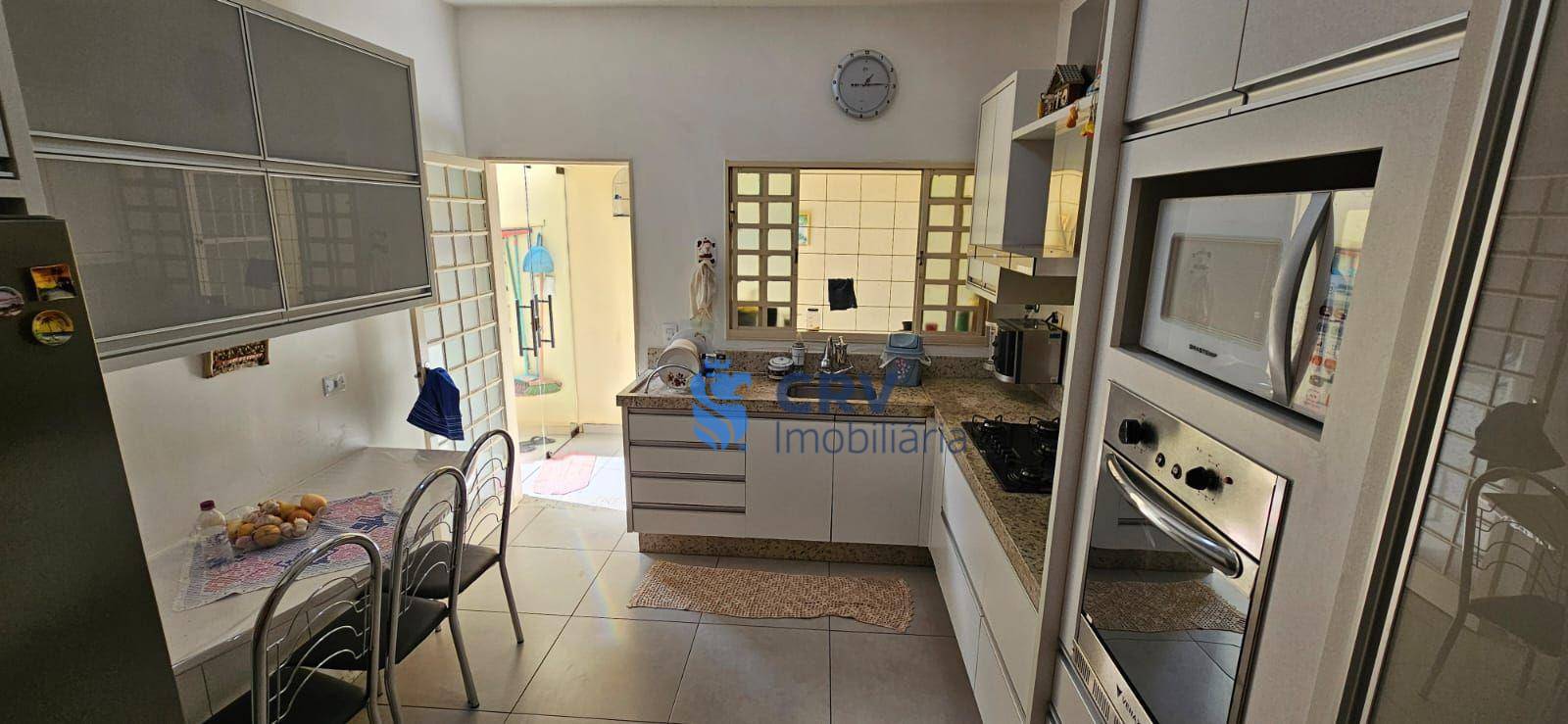 Casa de Condomínio à venda com 3 quartos, 127m² - Foto 4